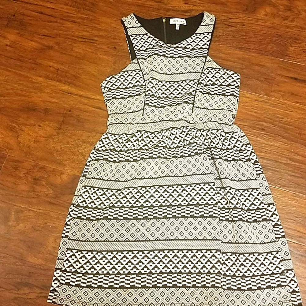 Geometric black & white mini dress